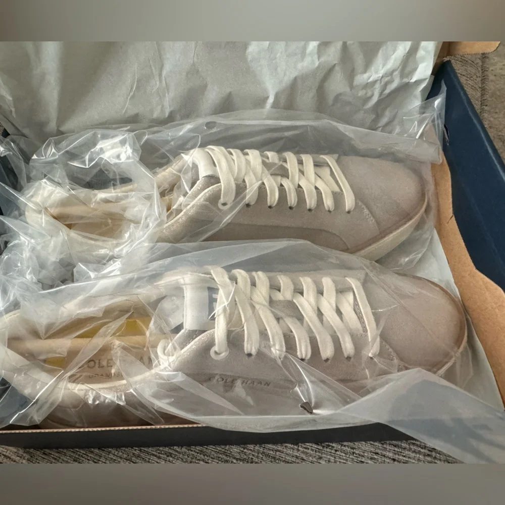 🎉LAST PIECE🎉COLE HAAN Topspin Sneakers‎